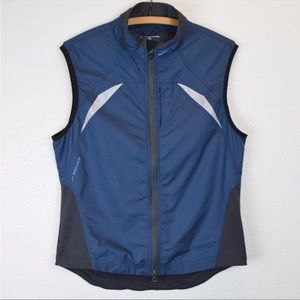 Brooks Shelter Technology Active Vest, Medium